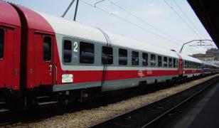 Tren direct între Cluj-Napoca, Oradea şi Viena începând de astăzi