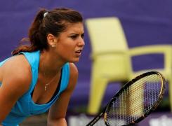Victorie pentru România la Fed Cup. Sorana Cîrstea a învins-o pe Carol Zhao în două seturi