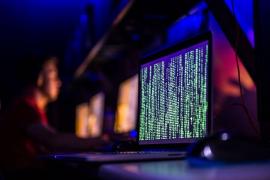 Marea Britanie acuză Rusia că a atacat cibernetic companiile din Regatul Unit