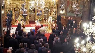 Filmările în Biserici sau transmiterea live a slujbelor, interzise de Biserica Ortodoxă Română