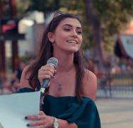 Andreea Rodiana, elevă la liceul "Dimitrie Cantemir" din Iași, se luptă cu o boală nemiloasă și are nevoie de operație. Prietenii și familia cer ajutorul pe Facebook