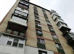 Un student din Bucureşti şi-a pus capăt zilelor după ce s-a aruncat de pe blocul în care locuia cu chirie