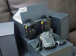 Poliţiştii din Bucureşti vor avea bodycam-uri în dotare şi vor filma toate intervenţiile (Foto)