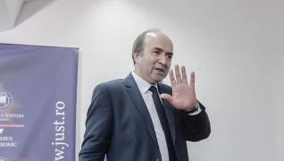 Moţiune simplă împotriva Ministrului Justiţiei, Tudorel Toader, depusă de USR