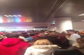 Români blocaţi de ore întregi pe un aeroport din Roma! Toate zborurile au fost anulate, din cauza vremii nefavorabile