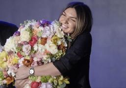 Simona Halep, în cursa pentru titlul de cea mai frumoasă ţinută a lunii februarie
