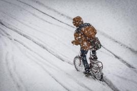 Alertă la Constanţa, din cauza viscolului. Autorităţile roagă locuitorii să renunţe la deplasarea cu maşinile personale