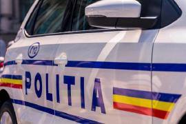 Doi tineri bătuţi cu pumnii şi picioarele în scara unui bloc din Capitală, pe motiv că ar fi fost prea gălăgioşi