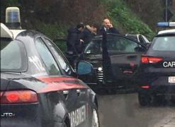 Alertă în Italia! Mai mulţi imigranţi au fost împuşcaţi pe străzi, la Macerata. Primar: "Rămâneţi în case, să nu se mişte nimeni!" (Imagini dramatice)