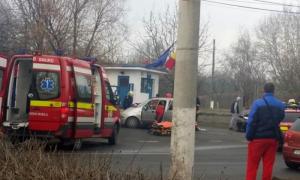 Accident mortal la Galaţi. O femeie a murit, în urma unui impact violent între două maşini