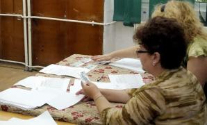 Examinatori la Bacalaureat cu subiectele de Bac pe masa