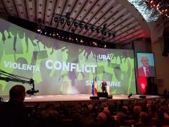 Liviu Dragnea, la Congresul Extraordinar al PSD: "Vom duce până la capăt modificarea legilor justiţiei şi a codurilor. Vom da legi noi pentru servicii"