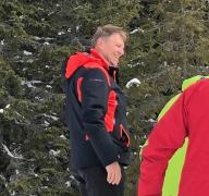 Iohannis s-a relaxat la schi, în Munţii Şureanu, în ziua congresului extraordinar al PSD