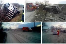 Un camion cu materiale de construcţii s-a răsturnat la Arad, şoferul încarcerat a fost scos dintre fiare inconştient