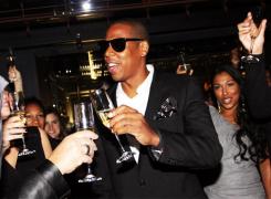 Surpriză de proporții în vacanța de 1 mai! Celebrul rapper Jay-Z va cânta într-un club din Mamaia (Video)