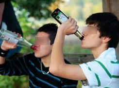 Trei elevi au băut bere şi tărie înainte de şcoală. Toţi au regretat că au intrat la ore după ce s-au îmbătat