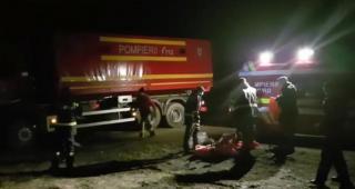 Digul de protecţie de pe Olt, în pericol să se rupă. Peste 300 de persoane evacuate de IGSU (Video)