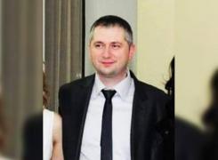 Poliţistul care l-a împuşcat în cap pe nepotul fostului şef al Poliţiei Rutiere Vaslui, cercetat pentru omor şi eliberat din funcţie