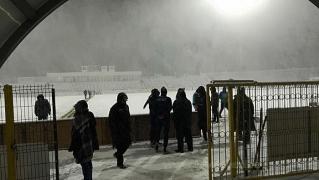 Meciul FC Botoşani - FC Dinamo a fost amânat din cauza ninsorii abundente la Botoşani