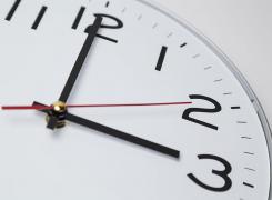 Când trecem la ora de vară 2018 și cum ne afectează această schimbare