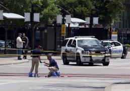 Atac cu pachete capcană, în Texas! Doi bărbaţi au fost grav răniţi în urma unei explozii puternice