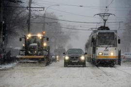 Prognoza meteo ANM 20, 21 şi 22 martie 2018 în Bucureşti. Ninsorile şi poleiul menţin vremea rece
