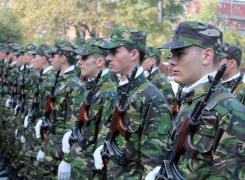 Se schimbă uniformele de oraş şi de serviciu ale militarilor Armatei Române