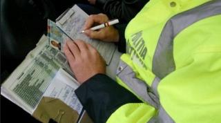 Șoferii s-ar putea trezi cu permisul suspendat dacă nu plătesc amenzile