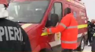 Misiune dramatică lângă Capitală. Gravidă la un pas să nască, blocată în nămeţi la Frumuşani