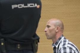 El e românul care şi-a ucis cel mai bun prieten, tot român, în Las Palmas, crezând că are o relaţie cu fosta lui iubită. Detaliile crimei au îngrozit juraţii