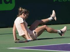 Simona Halep, de nerecunoscut. A fost eliminată în turul trei al turneului de la Miami