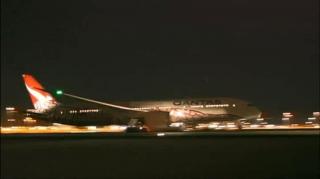 Primul zbor fără escală între Australia şi Europa s-a încheiat la Londra, după o cursă de 17 ore