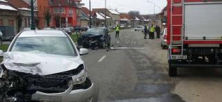 Grav accident provocat de un consilier local din Caransebeș, soldat cu 4 răniți