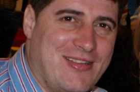 Florin Buliga, tatăl care şi-a ucis copiii şi soţia cu un cuţit, era înscris într-un grup al alcoolicilor anonimi, dar nu s-a ţinut de program