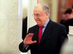 Dosarul Mineriadei, sute de oameni veniţi la proces. Ion Iliescu şi ceilalţi inculpaţi nu s-au prezentat