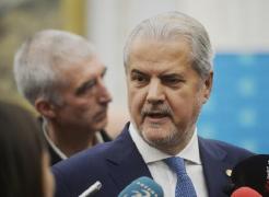 Adrian Năstase ar putea să devină patron la FC Dinamo