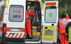 Tânăr român de 25 de ani, rănit grav după ce BMW-ul lui s-a izbit violent cu un Alfa Romeo în Italia