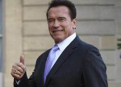 Arnold Schwarzenegger, operat de urgenţă la inimă. Primele cuvinte de pe patul de spital: 'M-am întors'
