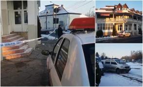 Crimă oribilă într-un local din Satu Mare. Barmaniţa a fost ucisă, criminalul a fugit cu banii. Atacul a fost surprins de camerele de supraveghere (Video)