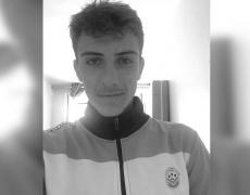 Încă un fotbalist a murit în somn. A fost găsit fără suflare în camera sa, dis de dimineaţă.