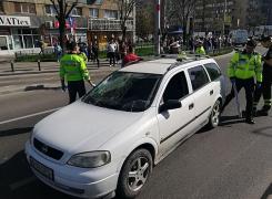 Pensionar ucis pe loc după ce a traversat pe roşu un bulevard aglomerat din Bucureşti (Foto)