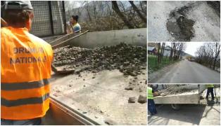 Asfaltare cu pământ de pe marginea drumului, filmată de un şofer. "Mă, nu sunteţi sănătoşi, vă bateţi joc de noi?" (Video)