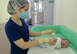 500 de euro pentru fiecare nou-născut din România. Data la care intră în vigoare prevederile articolului 356 din Legea Educaţiei