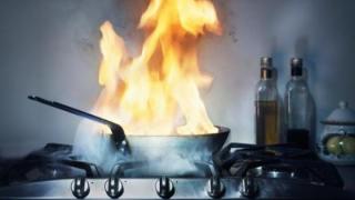 A vrut să-şi facă o tigaie cu prăjeală şi a murit sufocat. Moartea absolut bizară a unui bărbat din Cluj