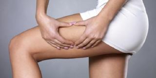 Scapă de celulită, văzând cu ochii! Top 3 remedii naturale şi extrem de eficiente în lupta împotriva "cojii de portocală", chiar la tine acasă