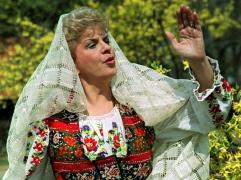 Ionela Prodan, condusă pe ultimul drum. Artista va fi înmormântată la Cimitirul Bellu