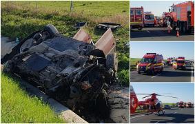 Groază pe autostradă, intervine SMURD. O maşină s-a rostogolit pe şosea, un mort, patru răniţi în stare gravă