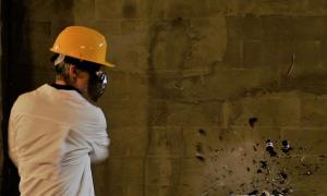 Acesta este locul unde poţi să spargi orice, ca să scapi de furie