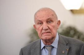 A murit academicianul Dinu C. Giurescu. Decanul de vârstă al istoricilor români avea 91 de ani