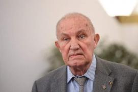 Trupul neînsufleţit al academicianului Dinu C. Giurescu va fi depus joi la Facultatea de Istorie